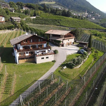 Noessinghof Bed & Breakfast Tirolo Exterior photo
