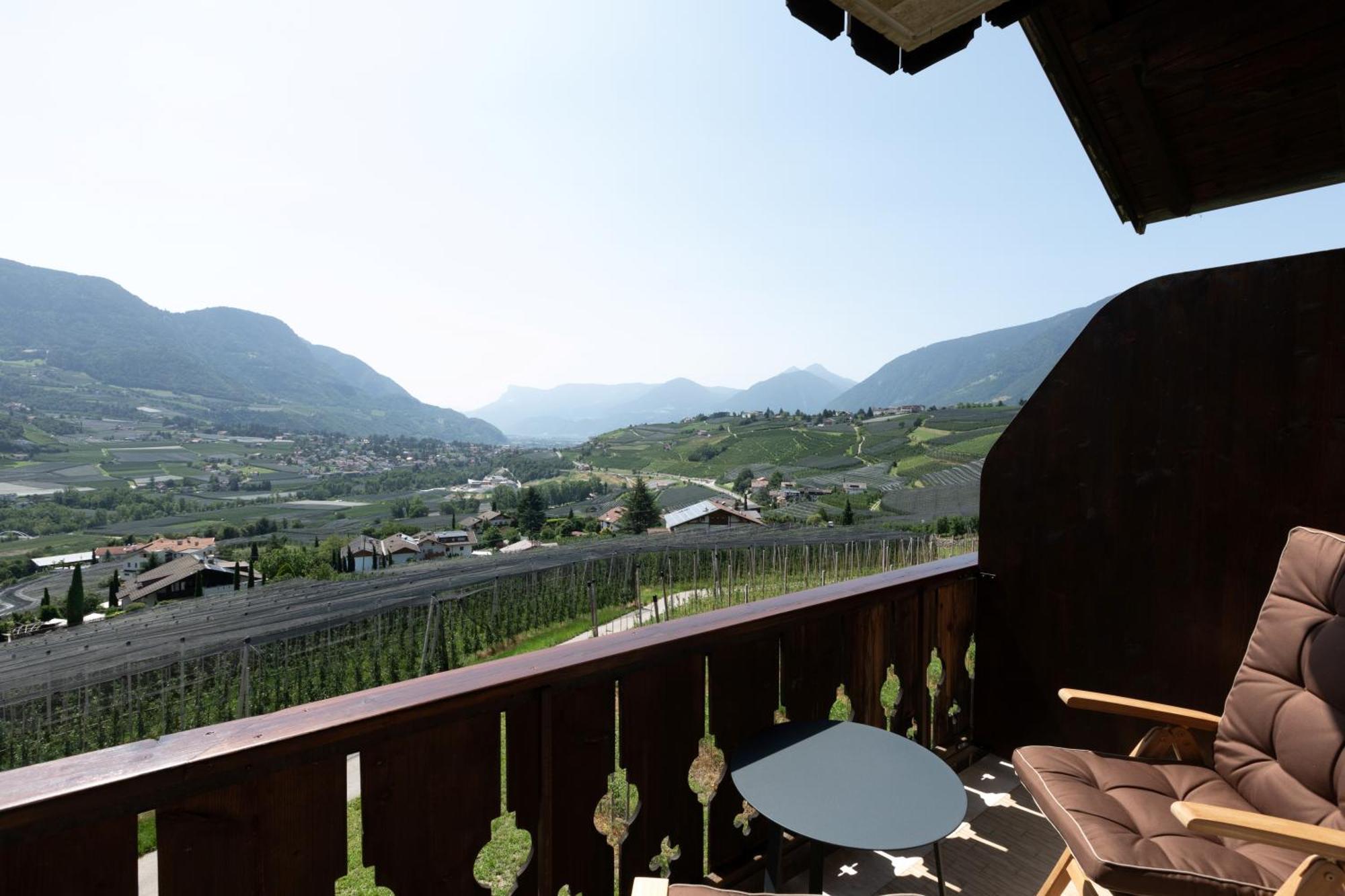 Noessinghof Bed & Breakfast Tirolo Exterior photo